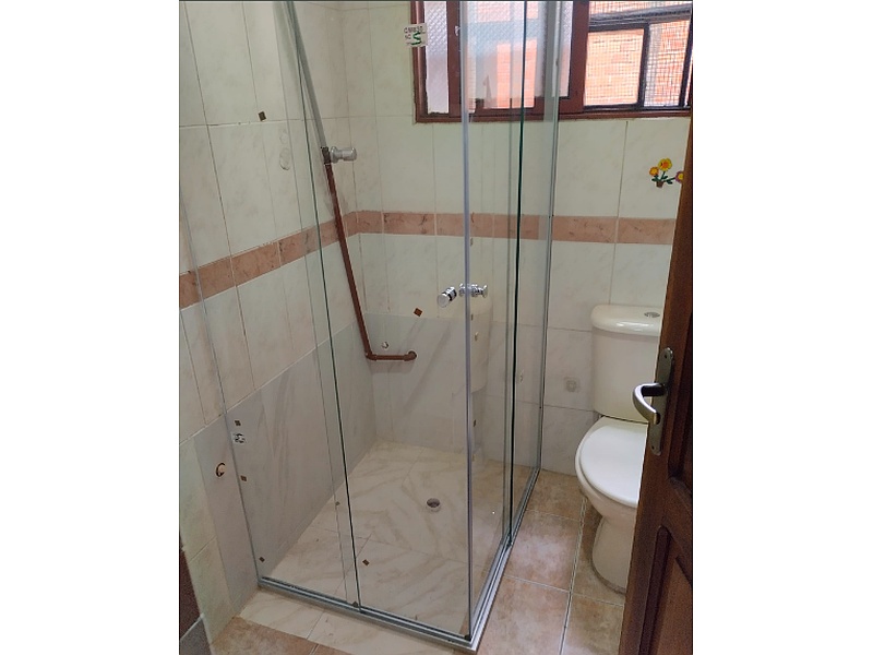 Cabina para ducha en vidrio La Paz 