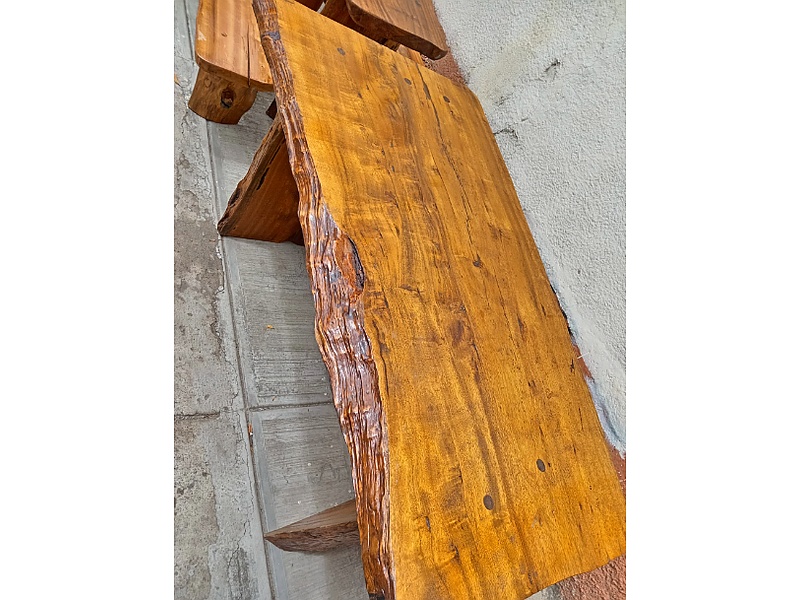 mesa de madera La Paz Del Monte - Muebles