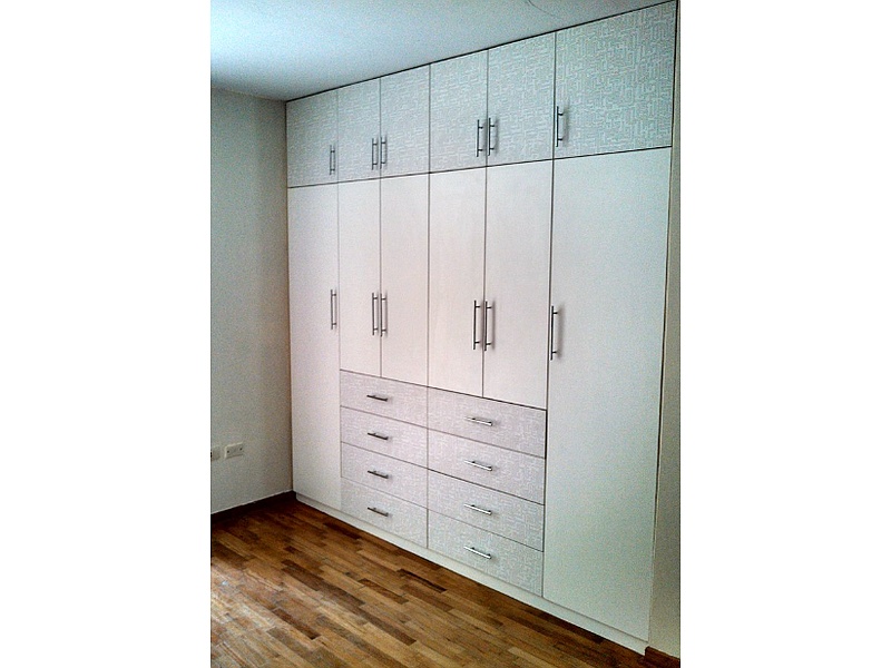 closet color blanco La Paz Arte En Muebles "TUSCO"