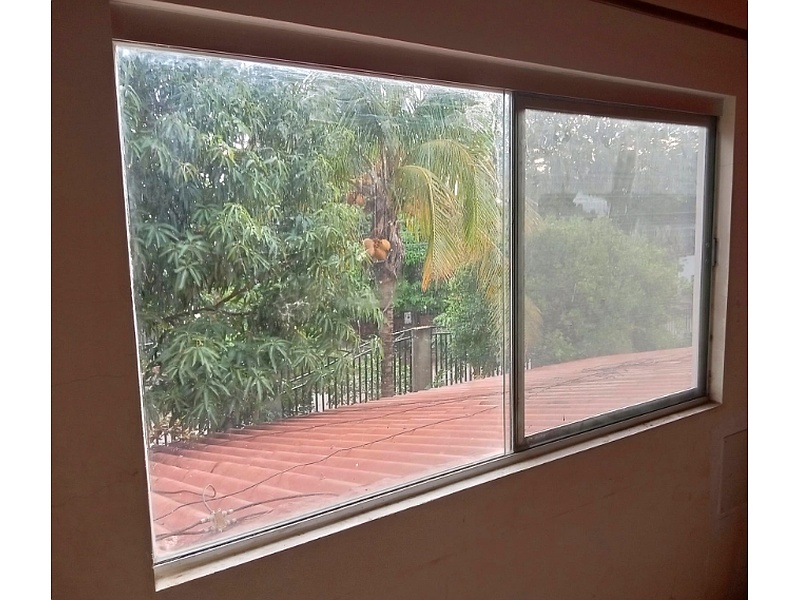 Ventana Corrediza Clásica Bolivia