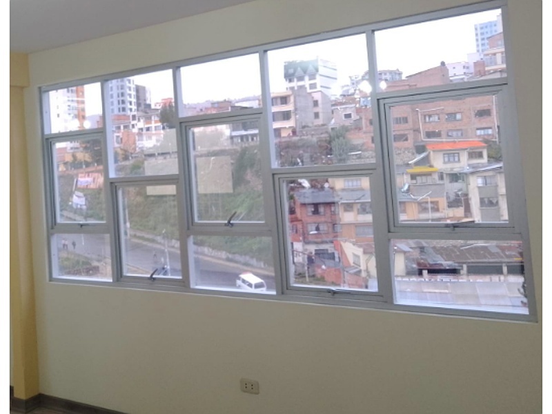 Ventana aluminio gris La Paz