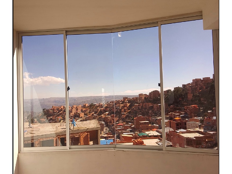 Ventana aluminio blanco La Paz