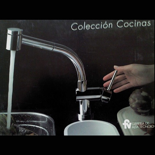 GRIFO CURVO DE COCINA  LA PAZ
