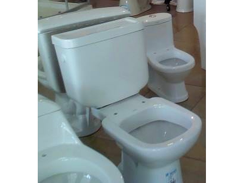 INODORO DOS PIEZAS LA PAZ