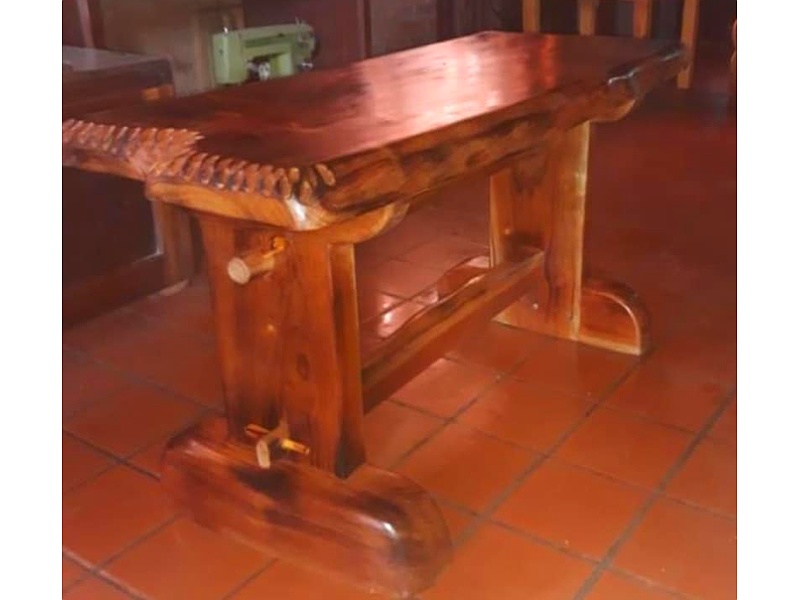mesa de comedor de madera Santa Cruz Muebles Rústicos Abularach