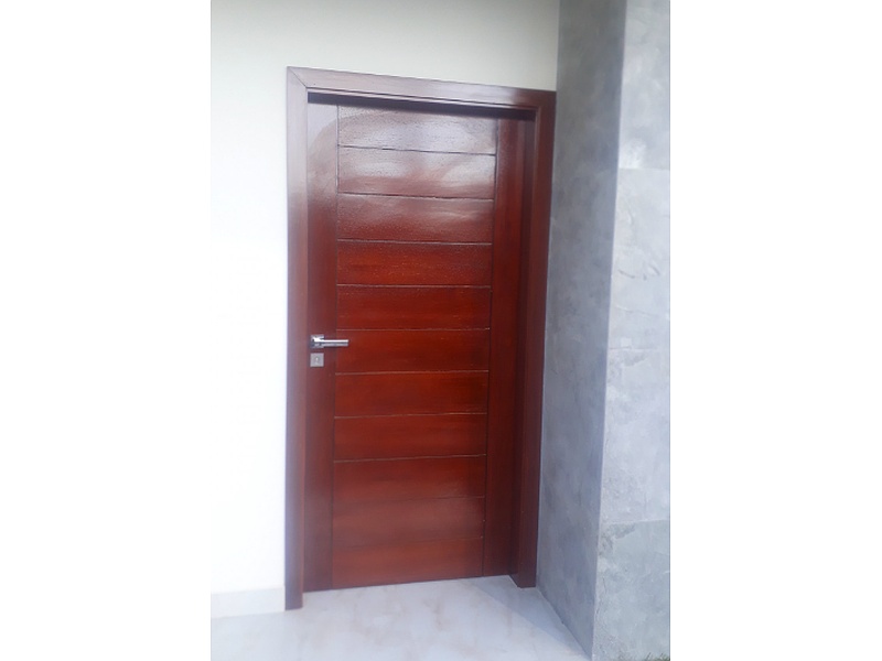 puerta entrada principal Santa Cruz Mundo Madera