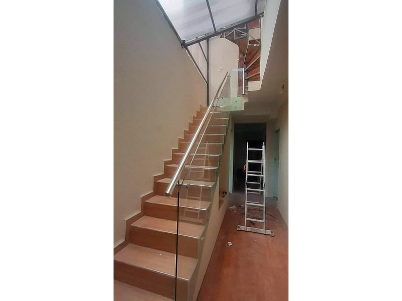 pasamanos de acero inox La Paz Carpintería en Aluminio ALUMAR
