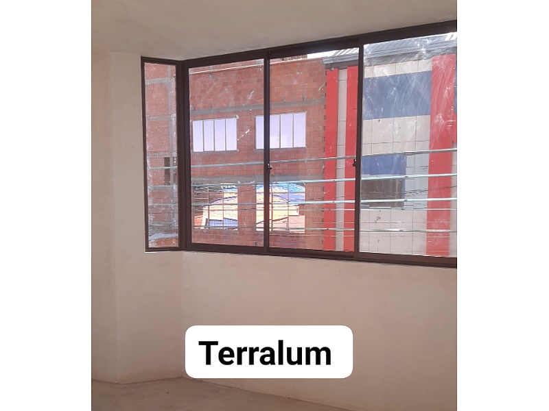 ventana esquina La Paz Carpinteria en Aluminio Terralum