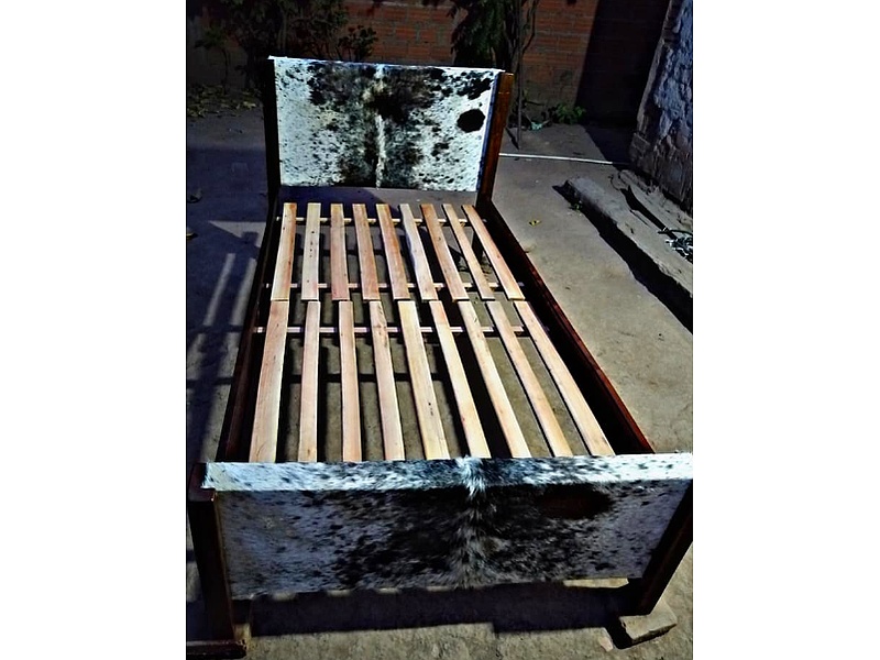cama rústica de madera Tarija MuebleriaDurán