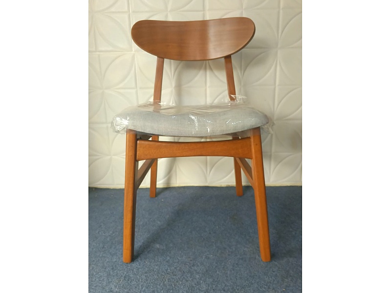 silla de comedor moderna Santa Cruz Muebleria Vitalia