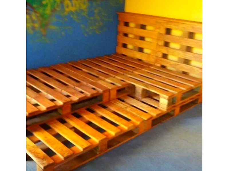 cama de palets Santa Cruz Mueblería en palets
