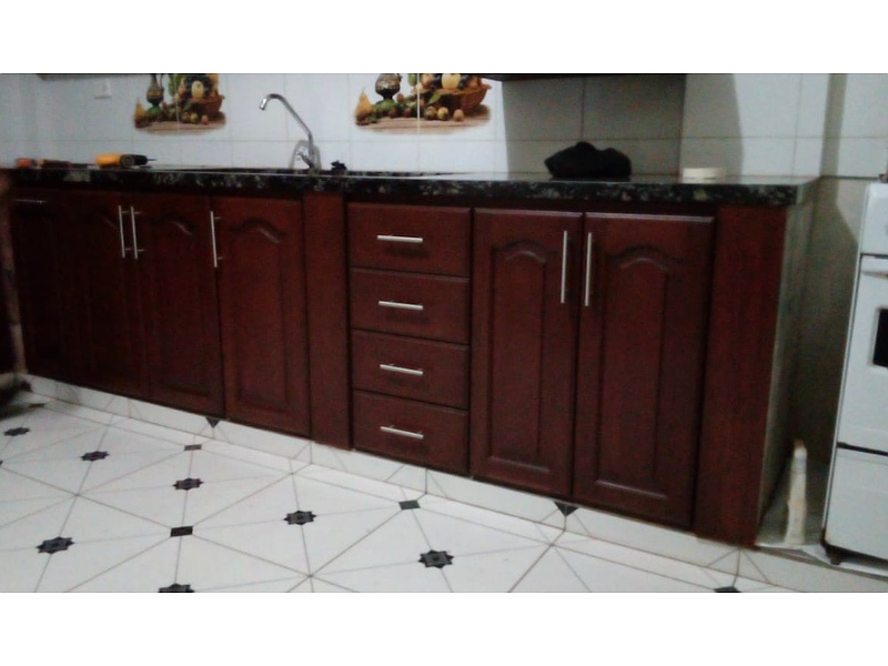 mueble de cocina en melamina Santa Cruz Carpintería y mueblería R&L