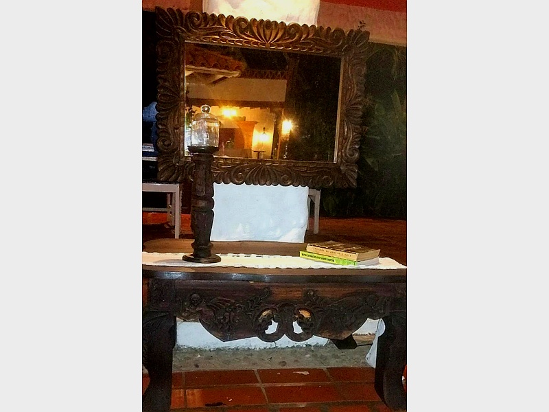 mueble cafe madera sala bolivia