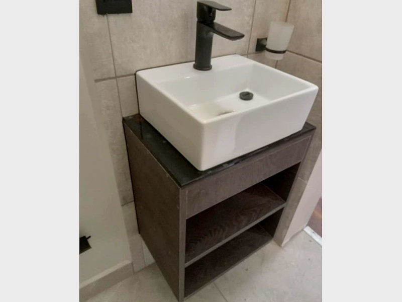 mueble cafe claro baño bolivia