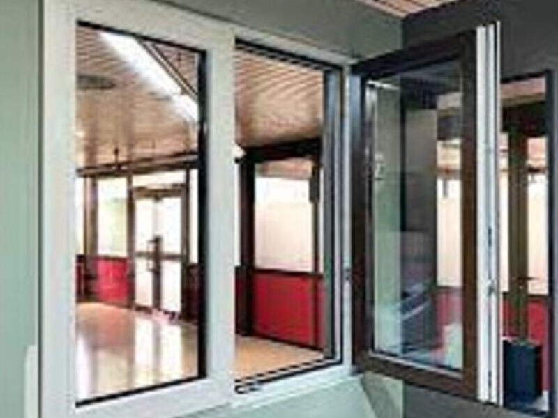 Ventana Oscilobatiente La Paz